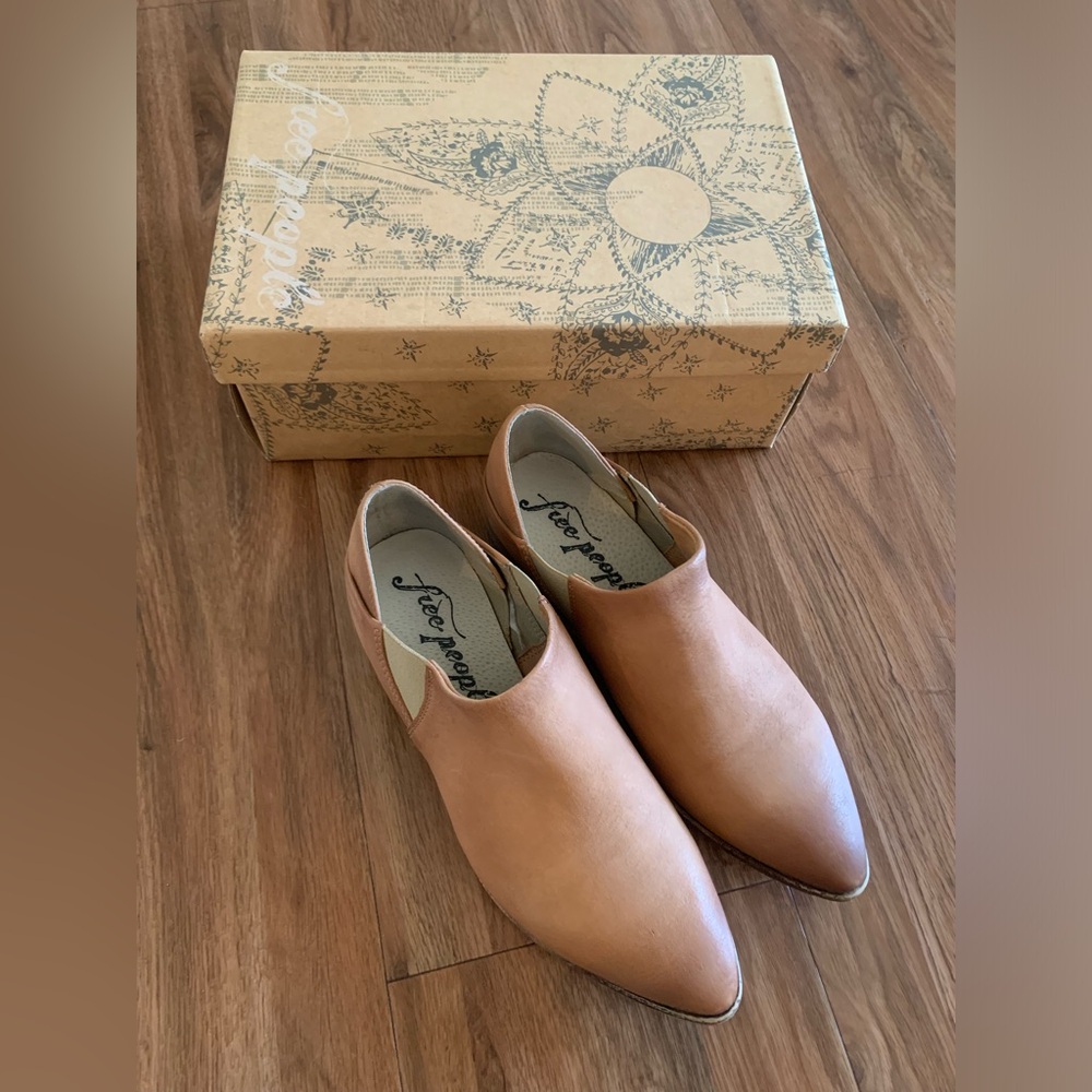 Free People Azalea Tan Booties New in Box 39